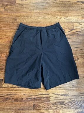 lululemon athletica Men's Black Performance Volley Shorts